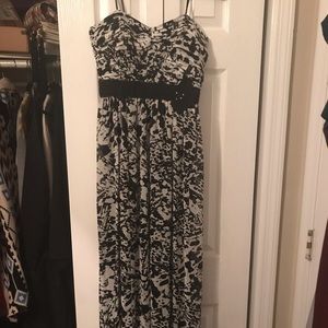 Max and Cleo black and white formal dress